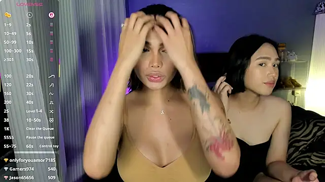 AlaiaXPixie Webcam show