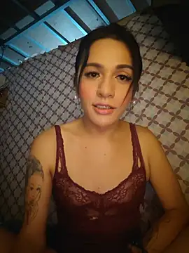 Yourbabyshane Show in webcam