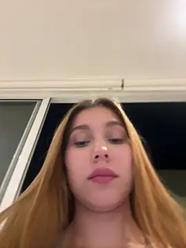 Nikii__n Live XXX chat
