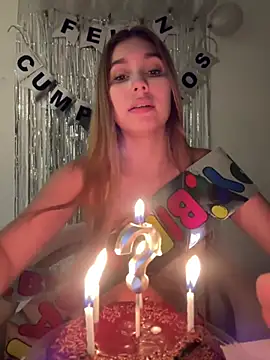 Chat XXX ao vivo de Nikii__