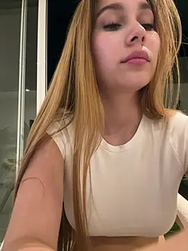 Nikii__n Live XXX chat