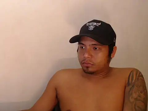jamesCumsxx 网络视讯表演