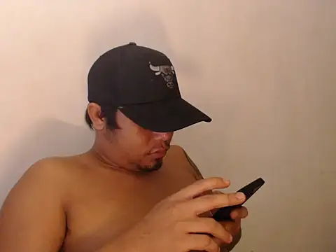 jamesCumsxx 网络视讯表演