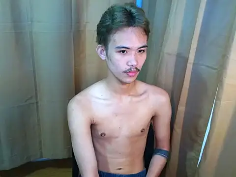 UrasianCummer02 Pertunjukan Webcam