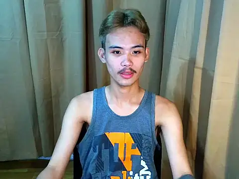 UrasianCummer02 Pertunjukan Webcam