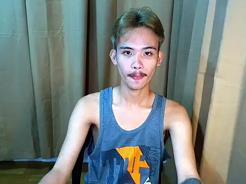 UrasianCummer02 Pertunjukan Webcam