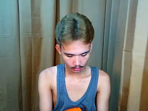 UrasianCummer02 Pertunjukan Webcam