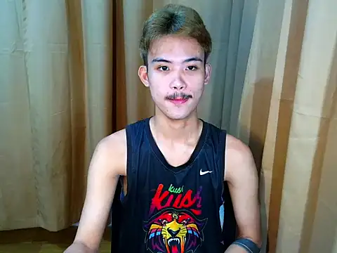 UrasianCummer02 Pertunjukan Webcam