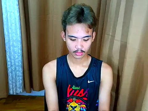 UrasianCummer02 Pertunjukan Webcam