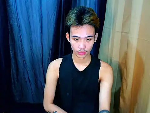 UrasianCummer02 Pertunjukan Webcam