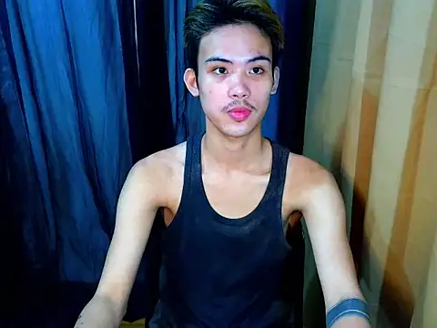 UrasianCummer02 Pertunjukan Webcam