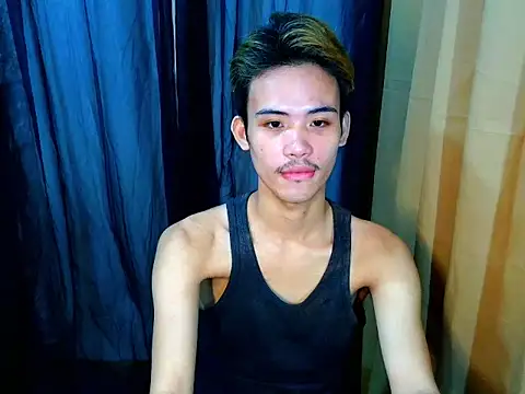 UrasianCummer02 Pertunjukan Webcam