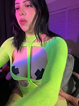 Draculona-666's Webcam Show