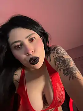 Draculona-666 – Live XXX-chat