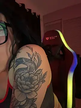 Chatroom XXX en direct de Draculona-666