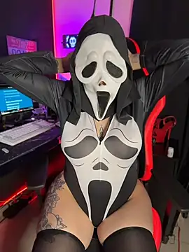 Draculona-666 Show in webcam