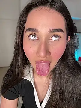 Show modela julieta_jhonss na web-kameri