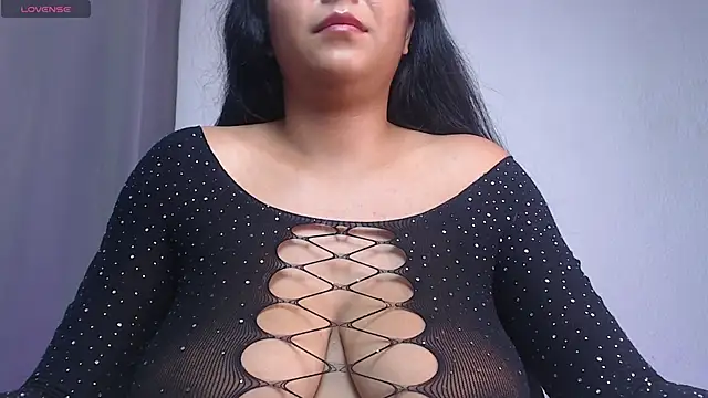 دردشة lincy_honeyy الجنسية المباشرة