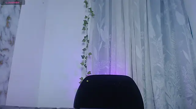 lincy_honeyy's Live XXX Chat