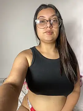 Velma_star Adlı Modelin Canlı XXX Sohbeti