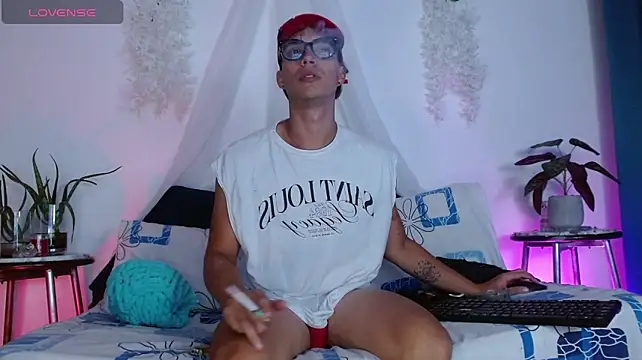 Webkamerová show COUPLEHOTTDF