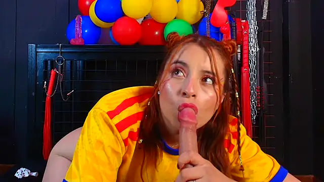 Meghan_storm élő XXX-chatje