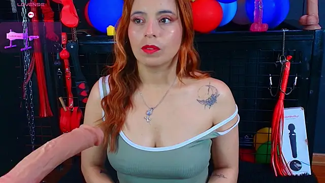Pokazy przed kamerką – Meghan_storm