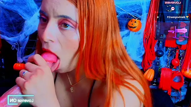 Meghan_storm Adlı Modelin Web Kamerası Şovu
