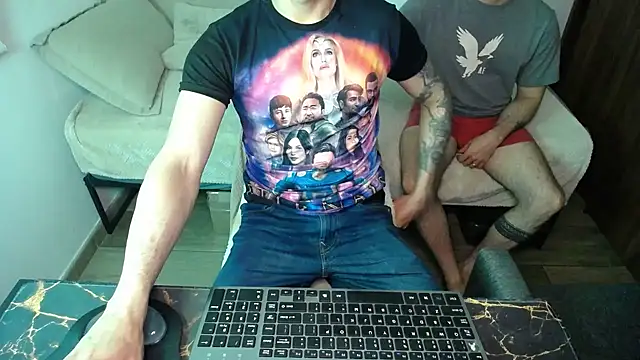 bossking017's Live XXX Chat