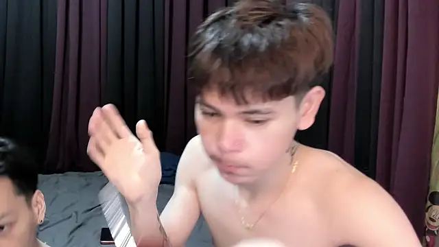 hotfreshdior Webcam-Show