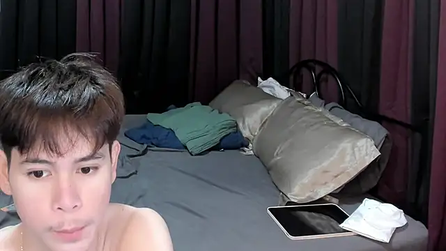 hotfreshdior Webcam show