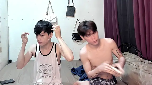 hotfreshdior Webcam-Show