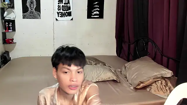 hotfreshdior Шоу с уебкамера