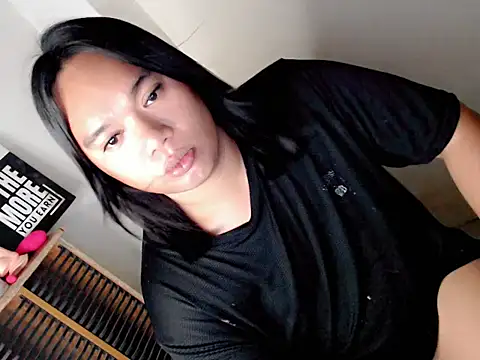 ItsmeNikitaDragon Webcam show