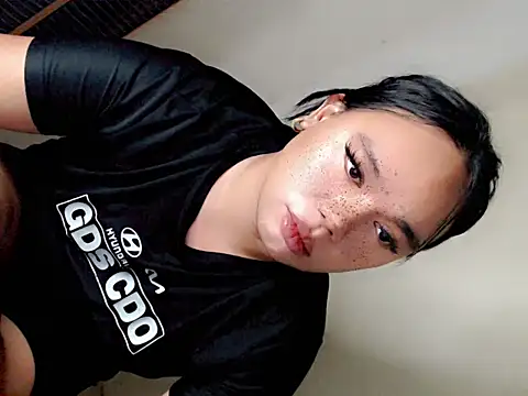 ItsmeNikitaDragonn Webbikameraesitys