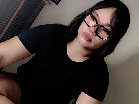 ItsmeNikitaDragon Webcamshow