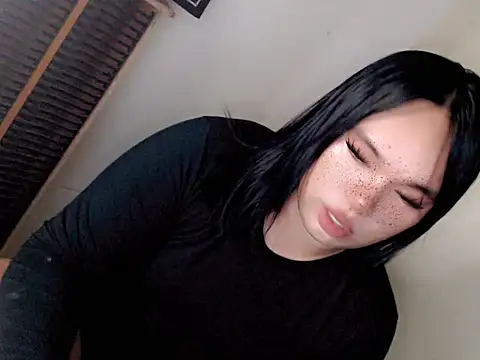 ItsmeNikitaDragon Webcam-Show