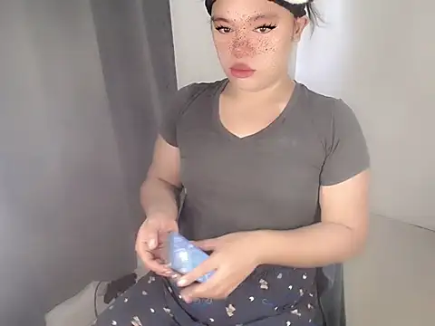 ItsmeNikitaDragon Pertunjukan Webcam