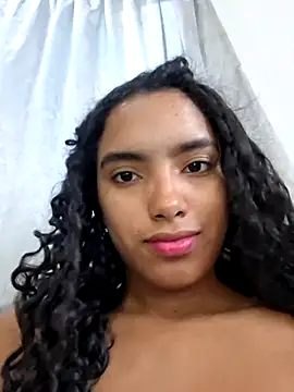 Cataleya_ja Adlı Modelin Canlı XXX Sohbeti