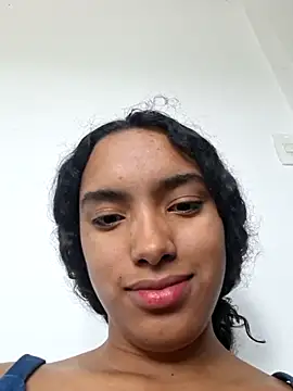 Cataleya_ja Adlı Modelin Canlı XXX Sohbeti