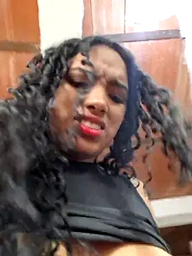 Chatroom XXX en direct de Cataleya_ja