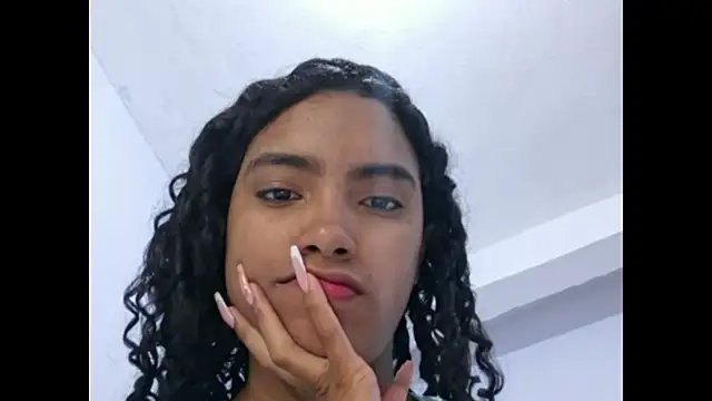 Chat XXX ao vivo de Cataleya_ja