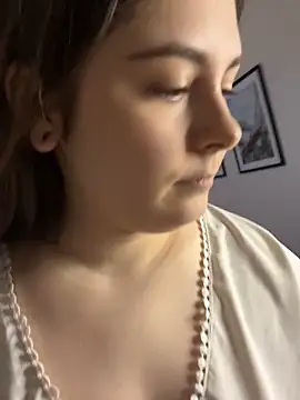 Chat +18 de Lovely_Waifu ao vivo