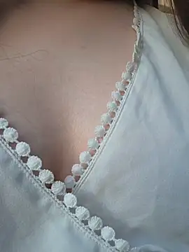 Lovely_Waifu – live chatrum