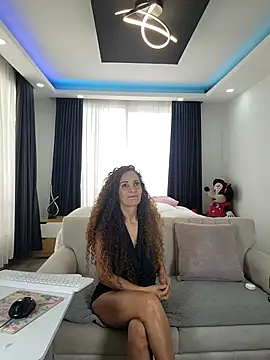 evasweett__ Adlı Modelin Canlı XXX Sohbeti