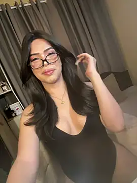 Nyxie_luxx 웹캠 쇼