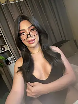 Show modela Nyxie_luxx na web-kameri