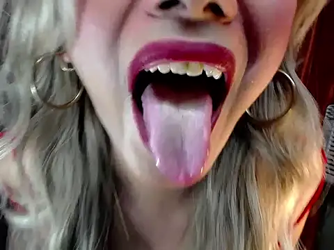 Queensabbyvee's Webcam Show