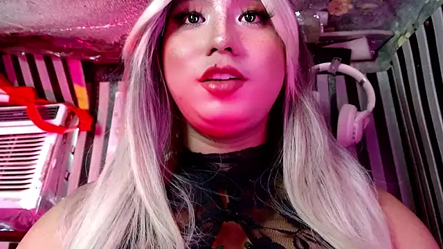 HoresCOCKLUCYn Webbikameraesitys
