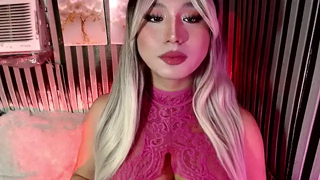 Show modela HoresCOCKLUCY na web-kameri